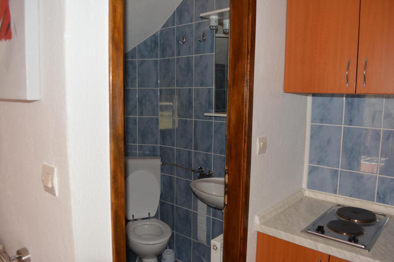 Guesthouse Andja สโมลยานัซ ภายนอก รูปภาพ